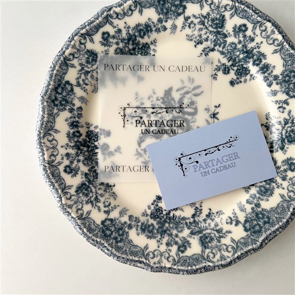 PARTAGER UN CADEAU ショップカード